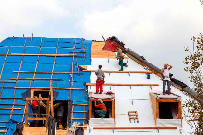 professional roofing certification, Woodland Hills