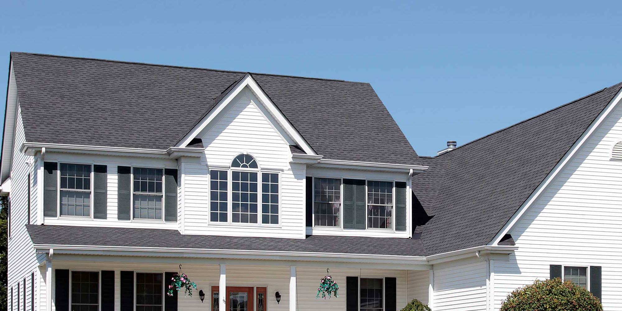 asphalt shingle lifespan in Woodland Hills
